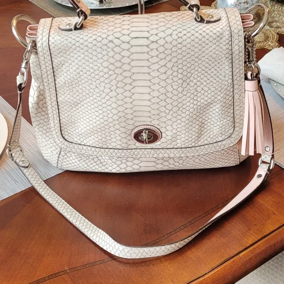 Barely used coach python handbag - Picture 11 of 16